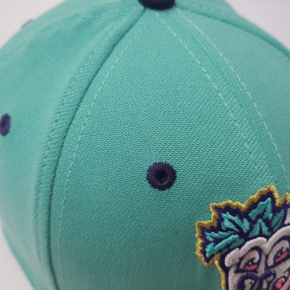 Louisville Bats Hat Fitted S-M New Era 39Thirty Teal Derby City Mint Juleps MiLB